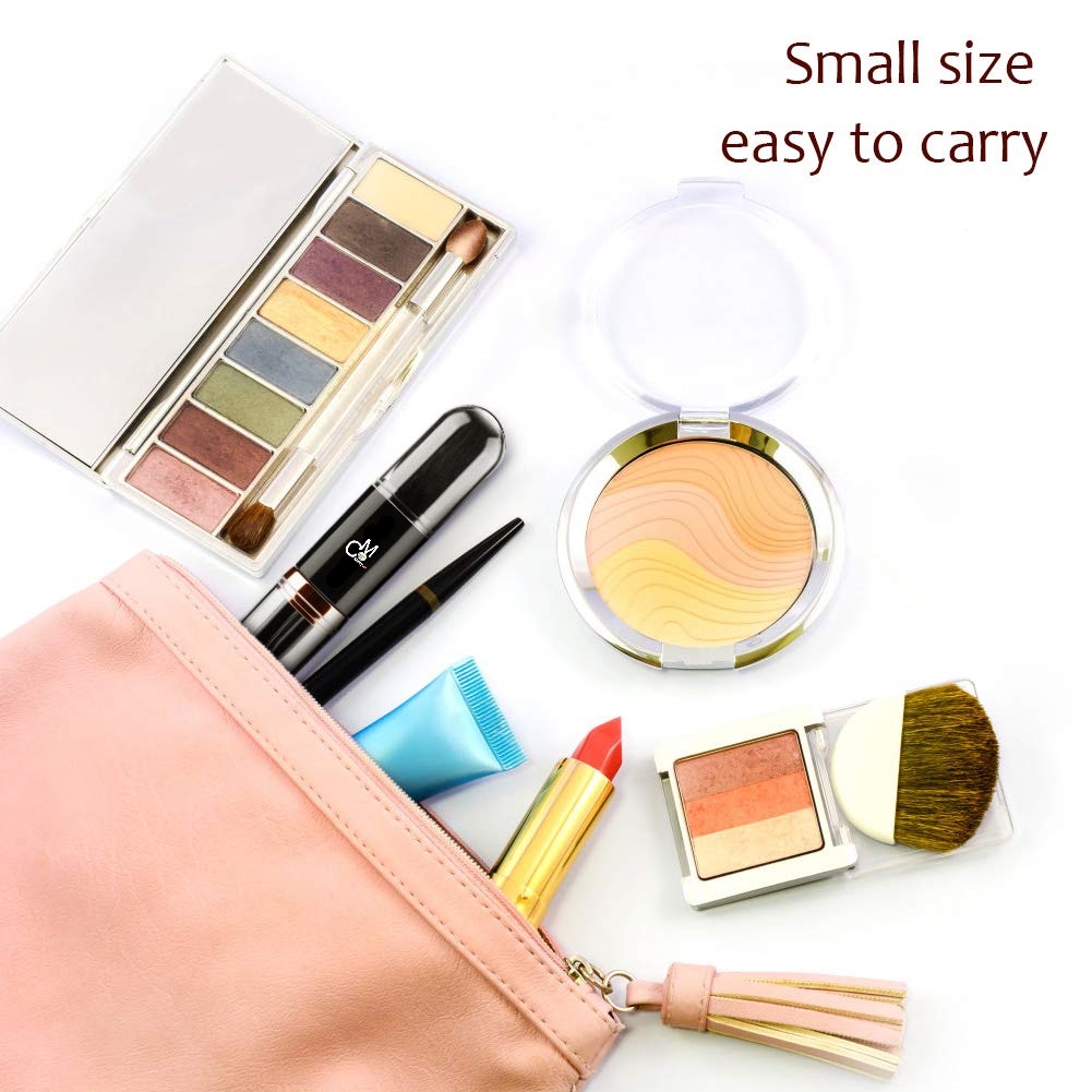 Small size easy to carry makeup brush