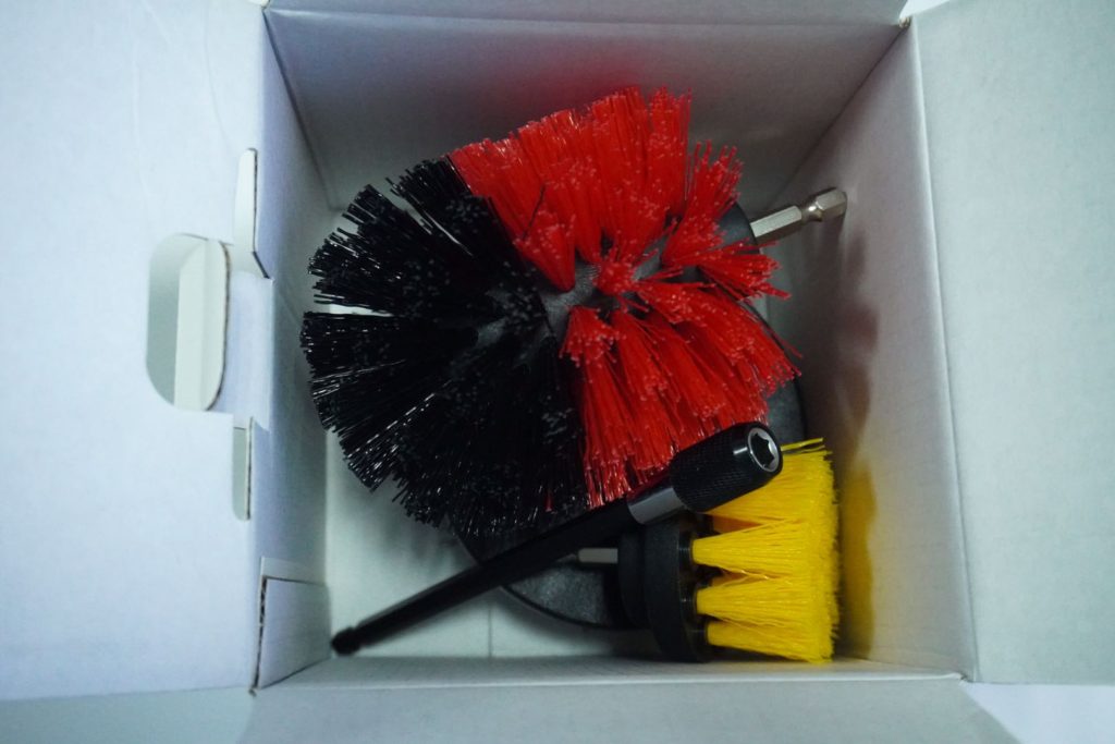 This is how the bundle of brush attachments fit in the box.